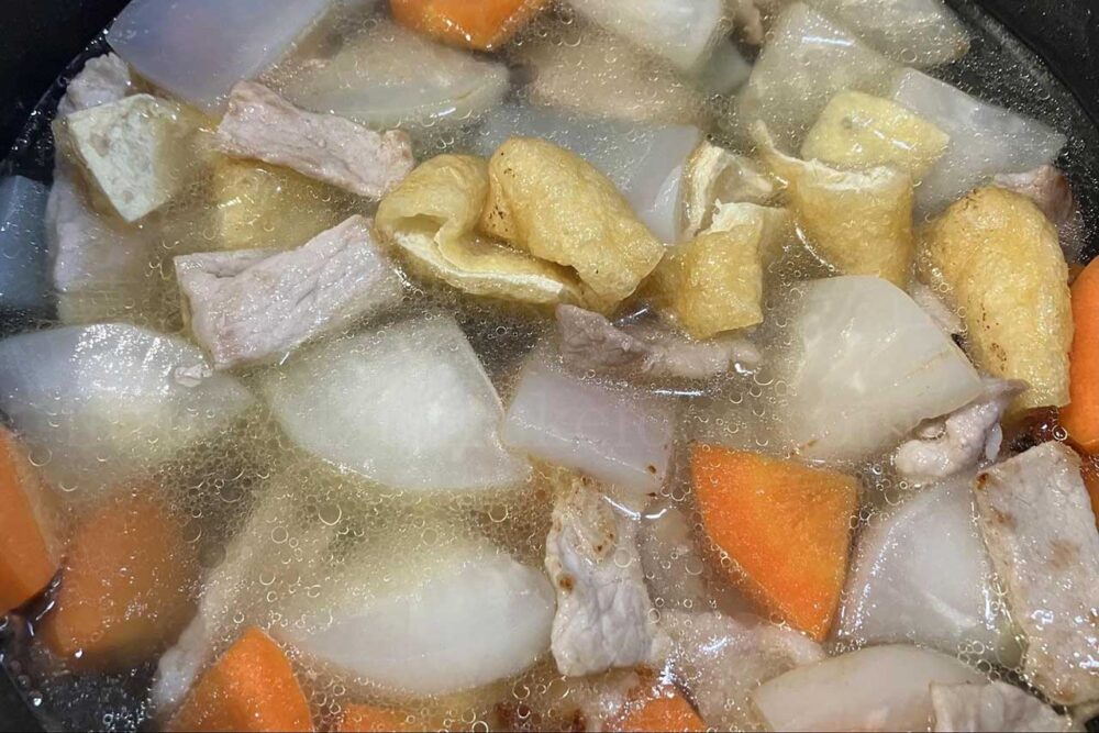 発酵食品腸活レシピ「豚肉と根菜のみそ煮」
